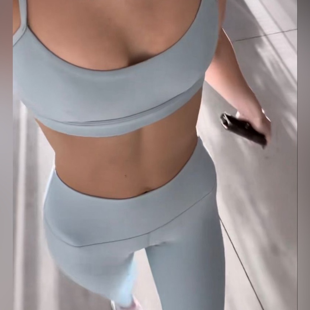 Alo yoga set - Picture 7 of 7
